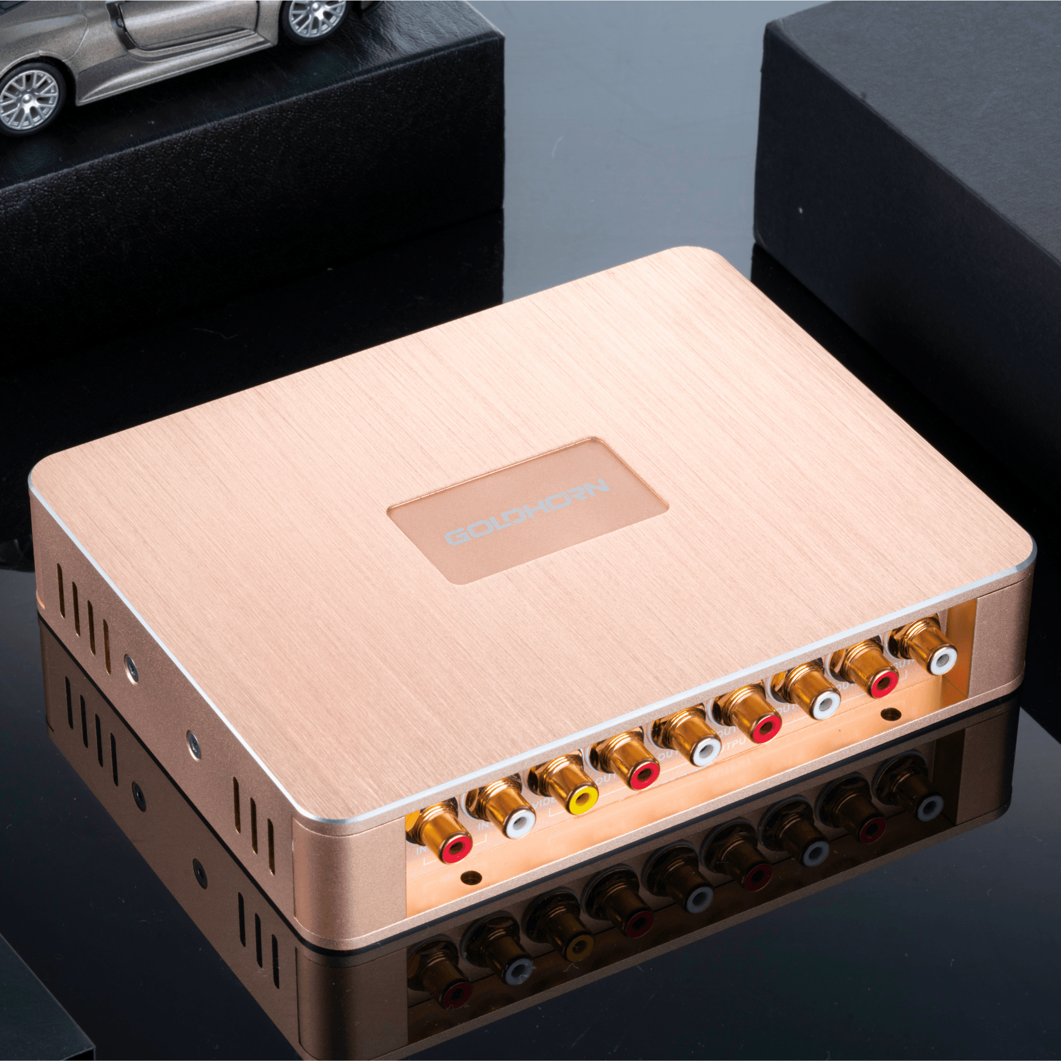 P1 DSPA | Amplificateur DSP | Universel | 4 x 35 Watt RMS